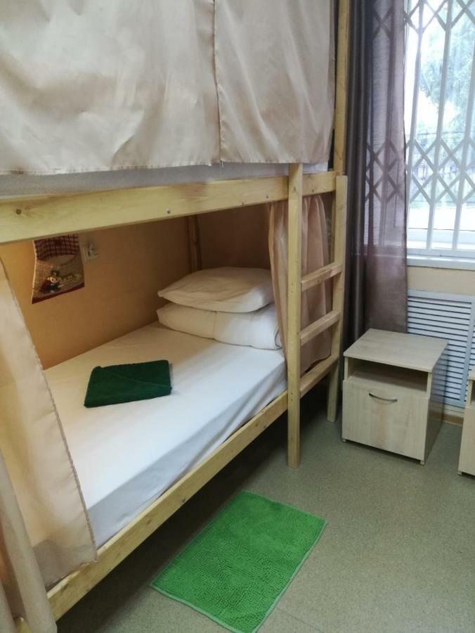 Dachny Hostel На Метро "Заельцовская" Novosibirsk Kamer foto